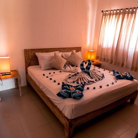 Hotel Ekas Breaks Extérieur photo
