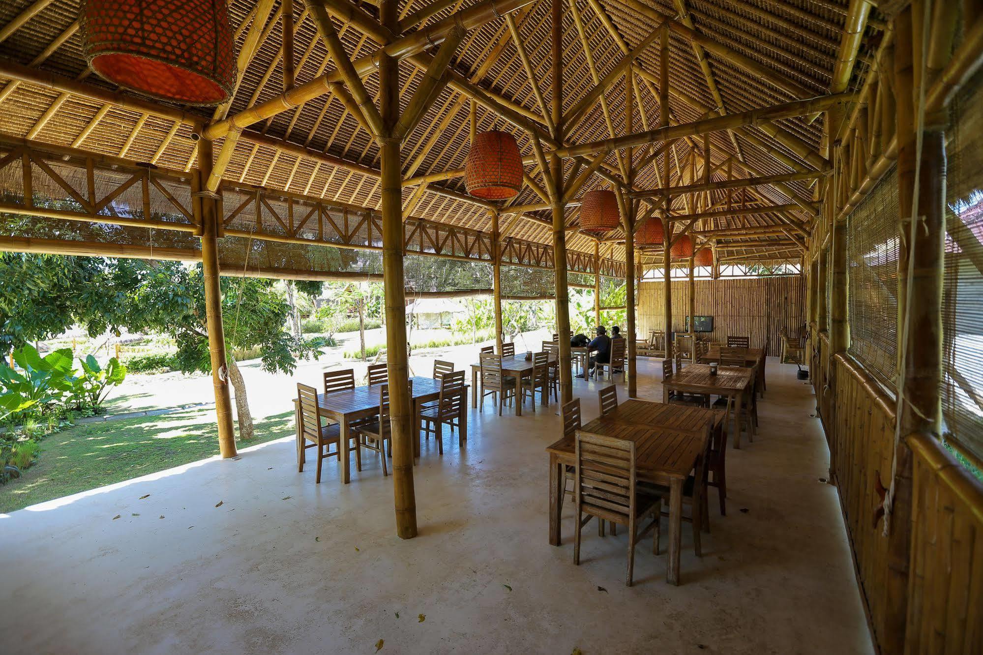 Hotel Ekas Breaks Extérieur photo